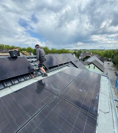 Photovoltaik 12,46 kWp - 12,8 kWh  Düsseldorf