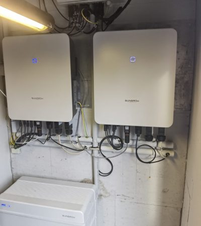 Sungrow 2x SH10RT/ SBR160